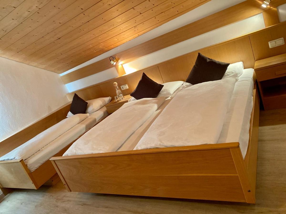 Garni Hotel Tauber Брессаноне Екстер'єр фото